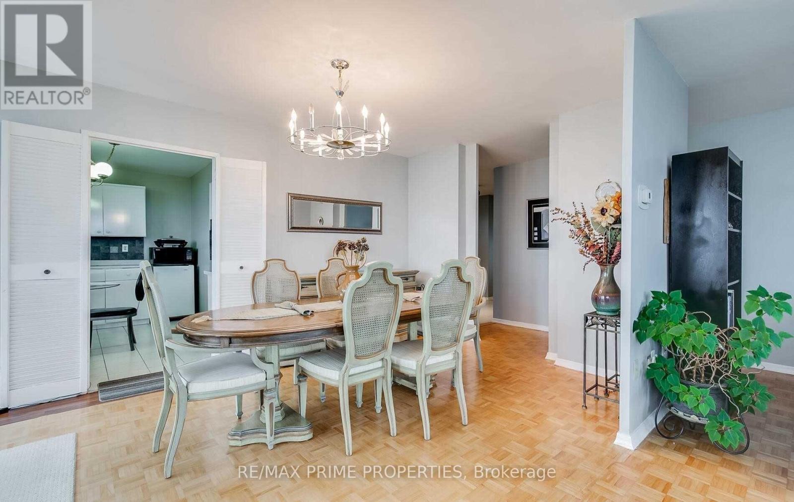 907 - 115 Antibes Drive, Toronto, Ontario  M2R 2Y9 - Photo 4 - C12867596