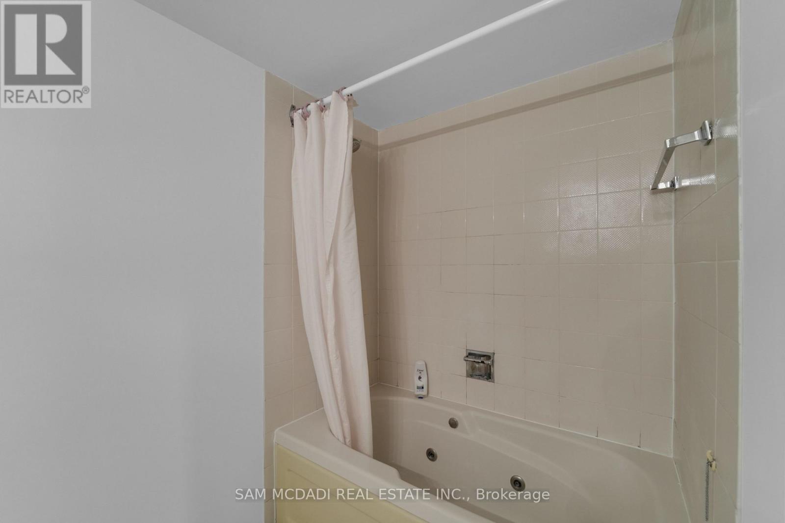 613 - 117 Gerrard Street E, Toronto, Ontario  M5B 2L4 - Photo 17 - C12867650