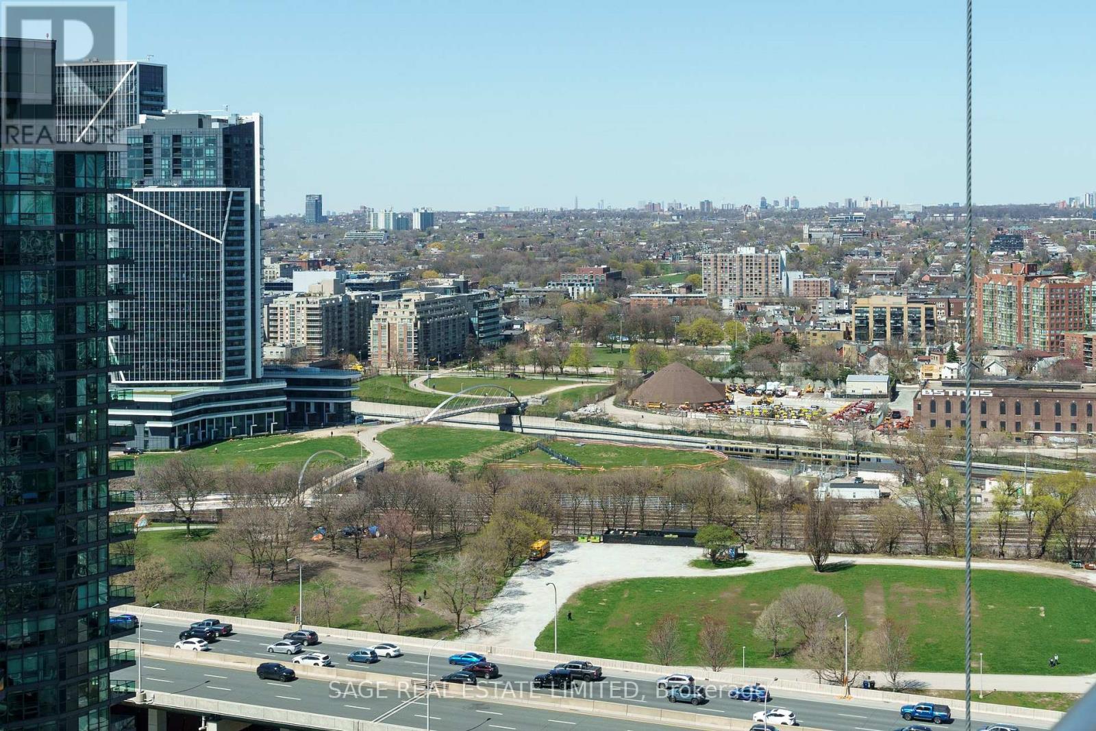 2707 - 215 Fort York Boulevard, Toronto, Ontario  M5V 4A2 - Photo 28 - C12867704