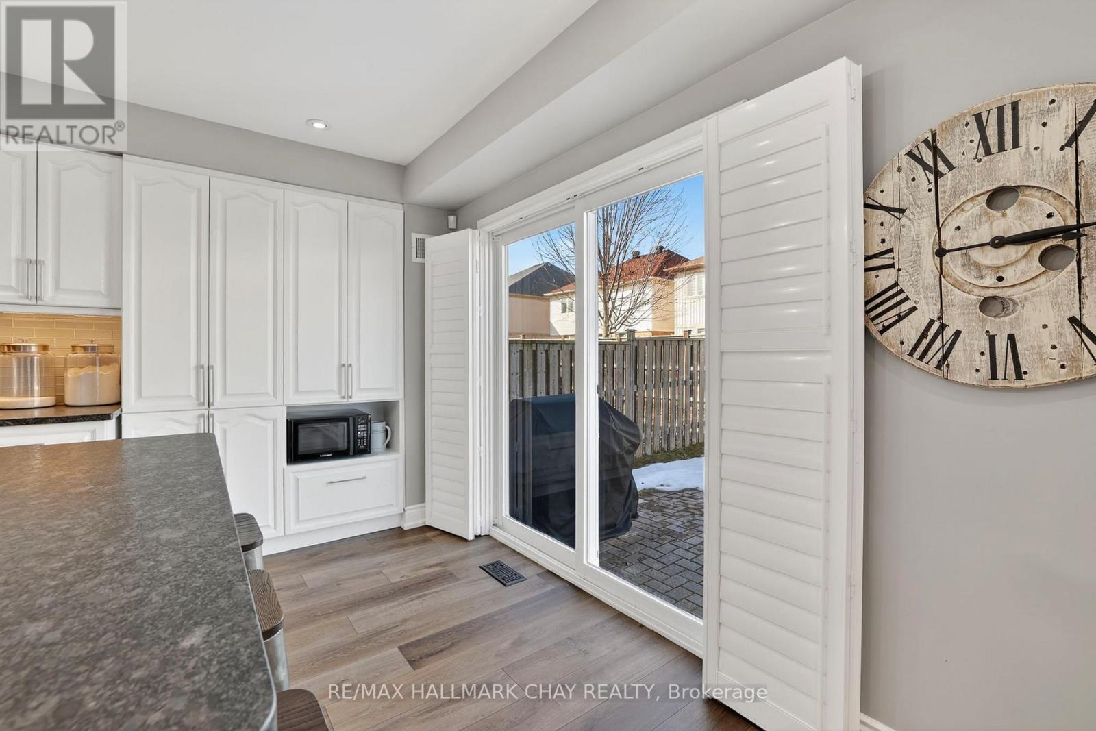 20 Burwell Street, Whitby, Ontario  L1R 0B7 - Photo 11 - E12867556