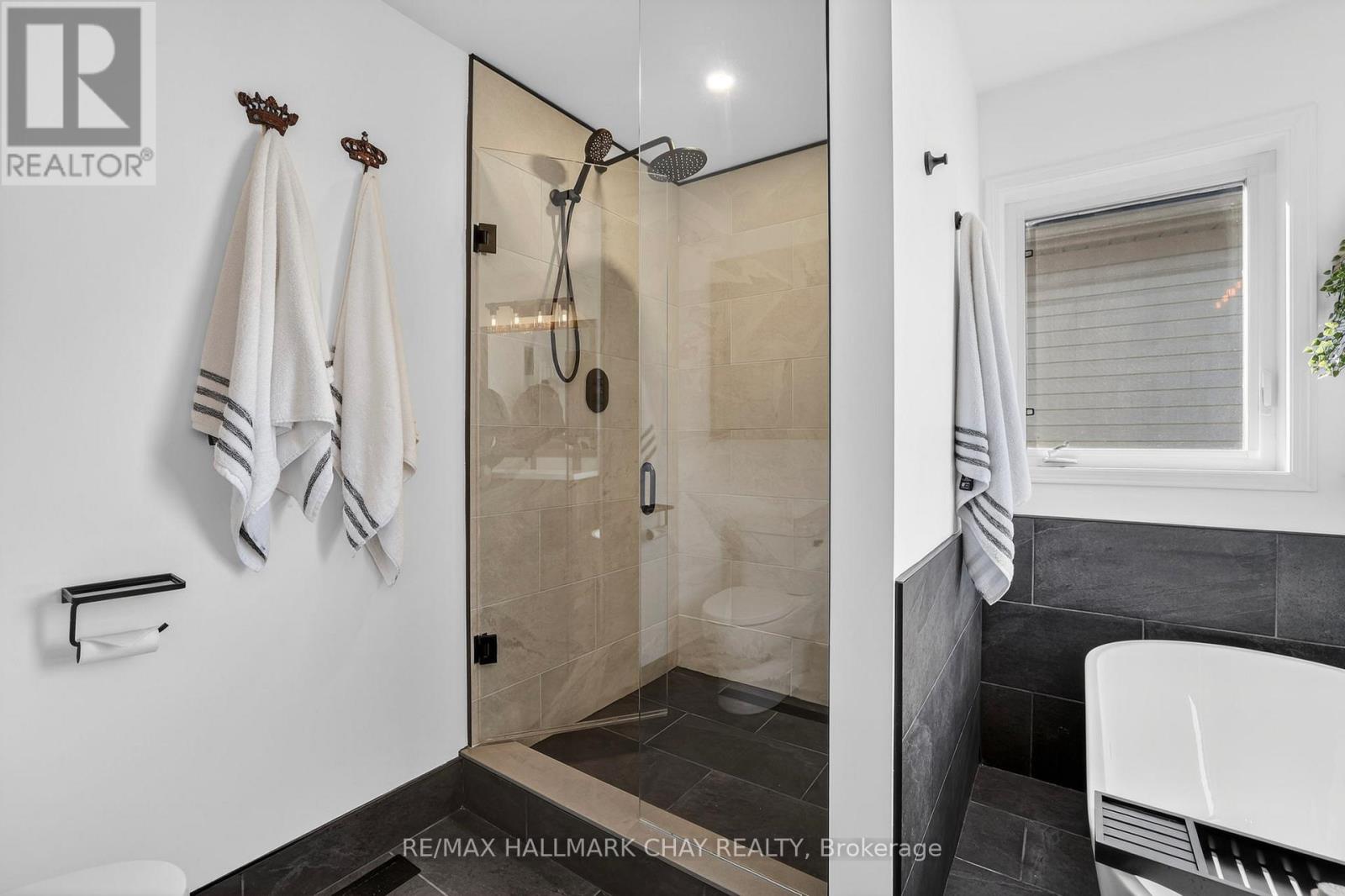 20 Burwell Street, Whitby, Ontario  L1R 0B7 - Photo 20 - E12867556