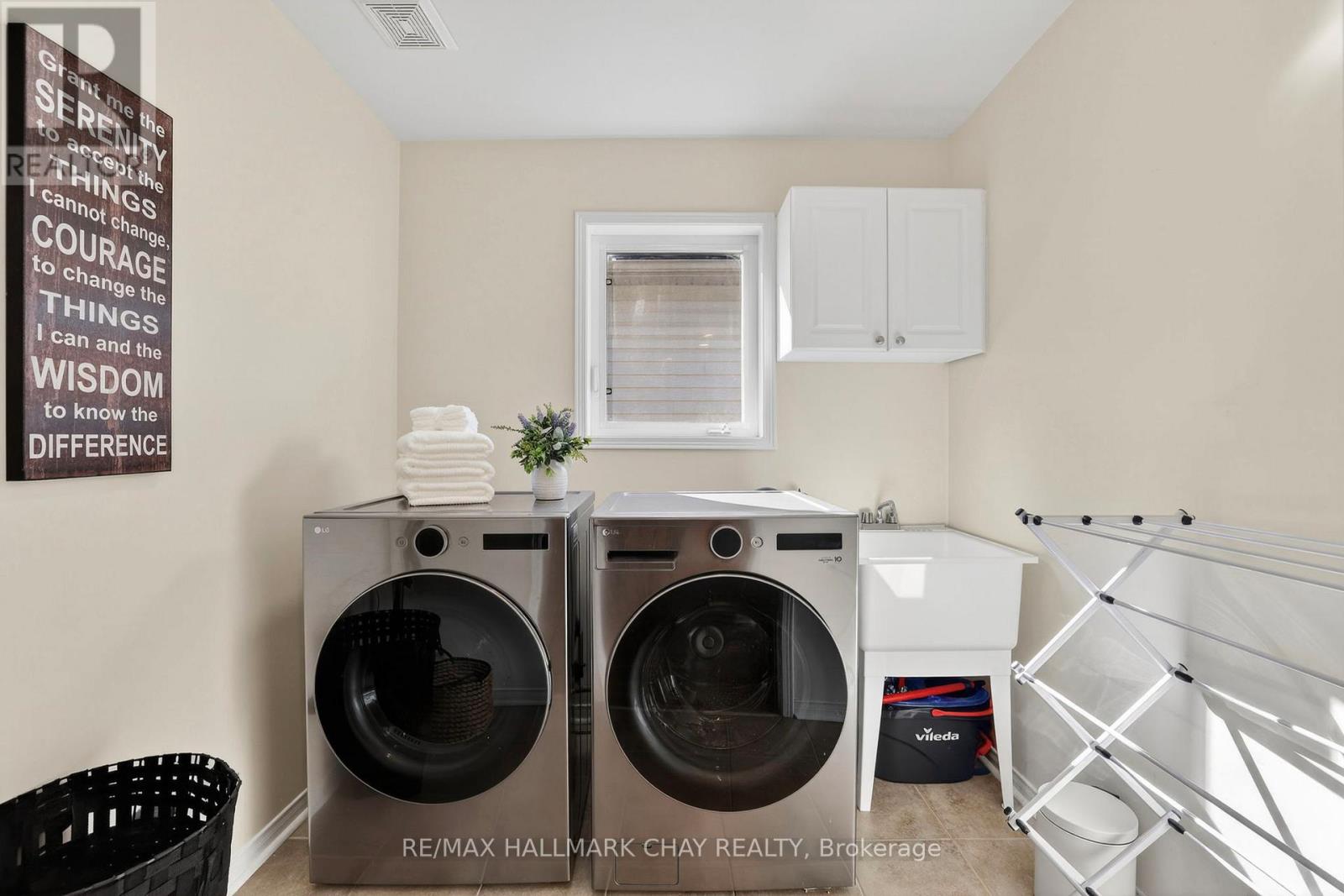 20 Burwell Street, Whitby, Ontario  L1R 0B7 - Photo 27 - E12867556