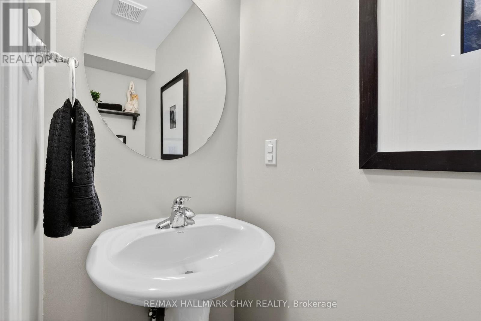 20 Burwell Street, Whitby, Ontario  L1R 0B7 - Photo 31 - E12867556