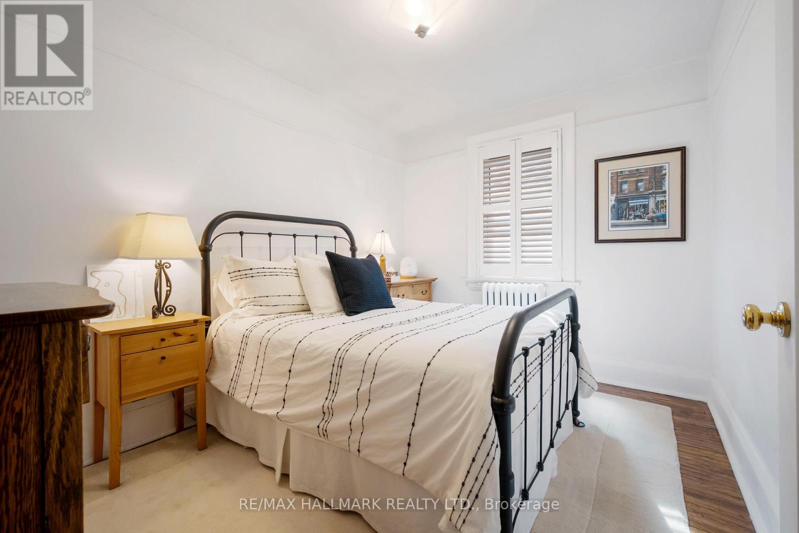 Upper - 28 Glen Manor Drive, Toronto, Ontario  M4E 2X2 - Photo 21 - E12867644