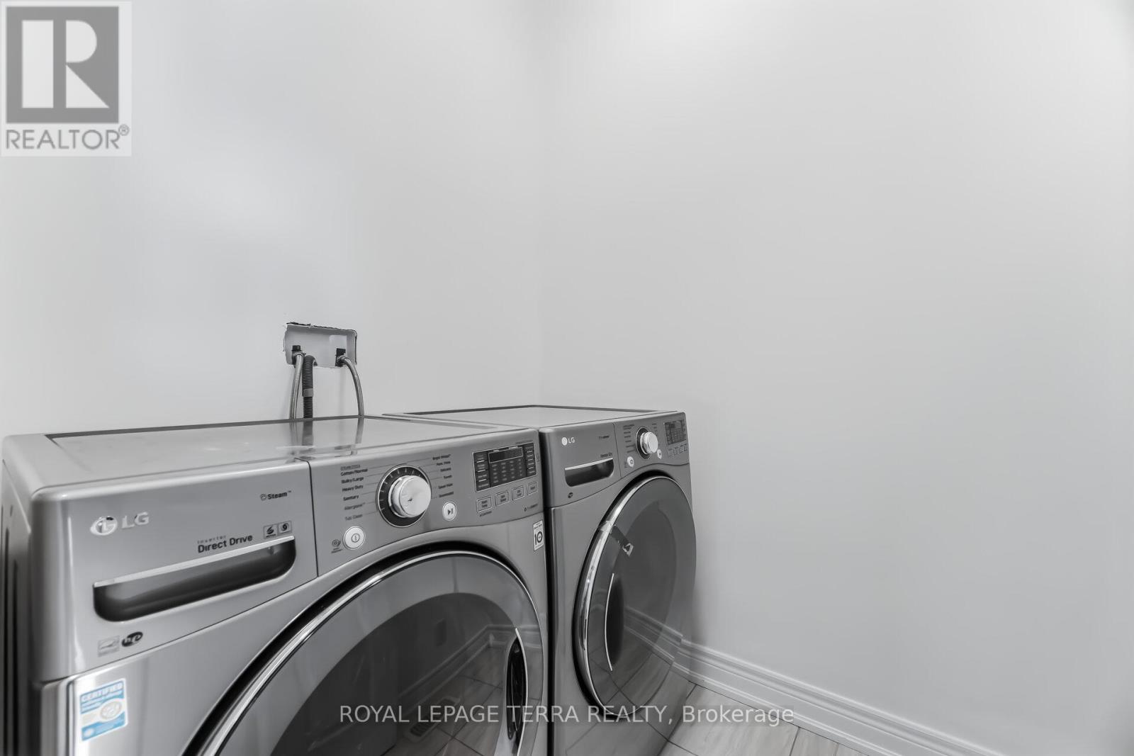 11 Lockton Street, Whitby, Ontario  L1P 0B9 - Photo 38 - E12867714