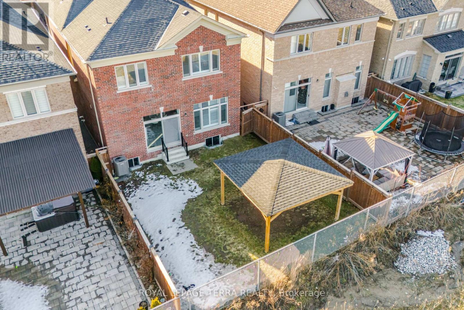 11 Lockton Street, Whitby, Ontario  L1P 0B9 - Photo 48 - E12867714