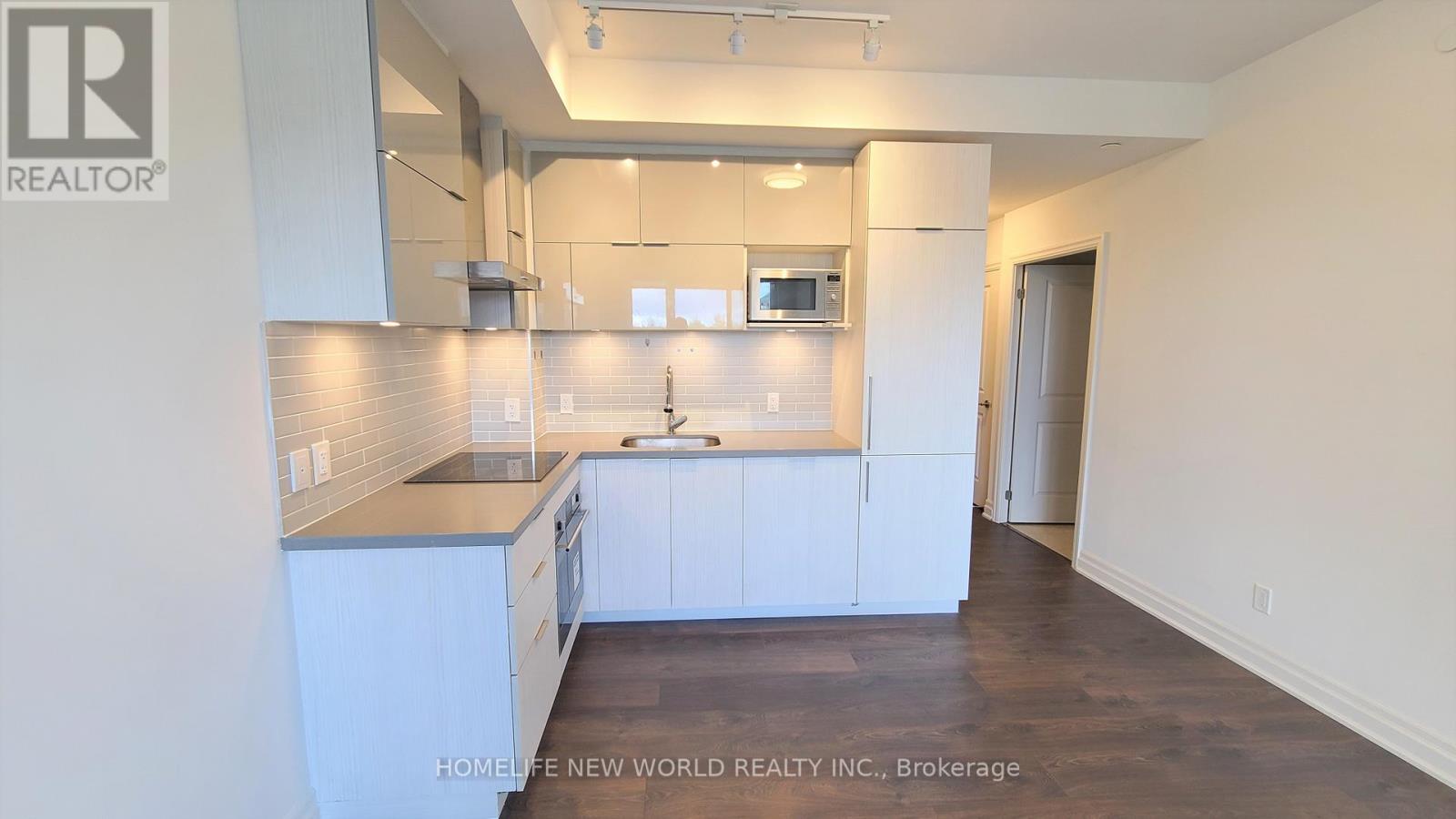 318 - 10 Rouge Valley Drive W, Markham, Ontario  L6G 0G9 - Photo 4 - N12867554