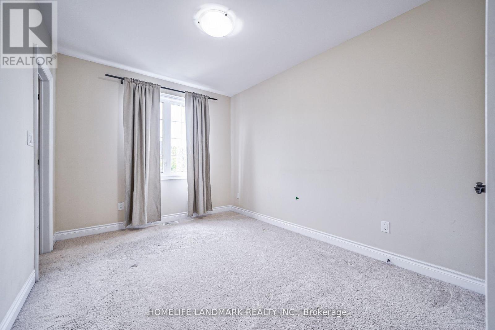 31 Angus Glen Boulevard, Markham (Angus Glen), Ontario  L6C 0X9 - Photo 21 - N12867656