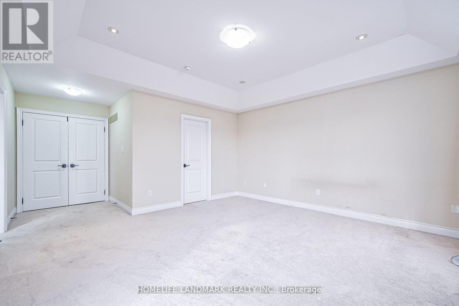 31 Angus Glen Boulevard, Markham (Angus Glen), Ontario  L6C 0X9 - Photo 35 - N12867656