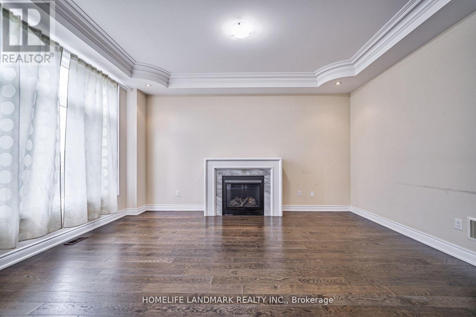 31 Angus Glen Boulevard, Markham (Angus Glen), Ontario  L6C 0X9 - Photo 6 - N12867656