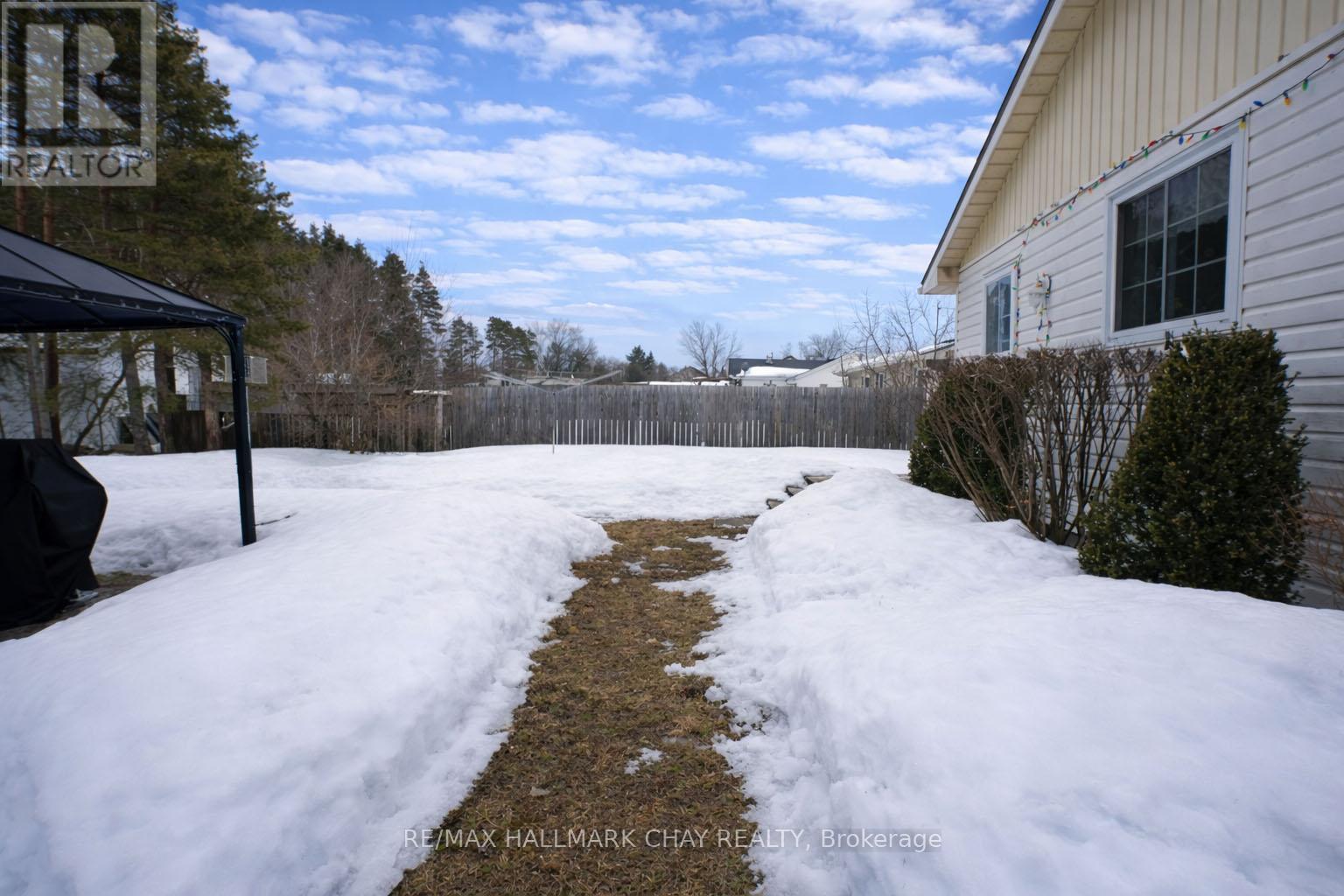 25 Tarbush Avenue, Essa, Ontario  L0M 1B3 - Photo 22 - N12867744