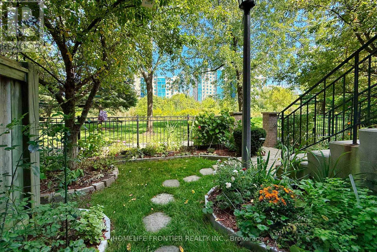 289 - 23 Observatory Lane, Richmond Hill, Ontario  L4C 0M7 - Photo 7 - N12811146