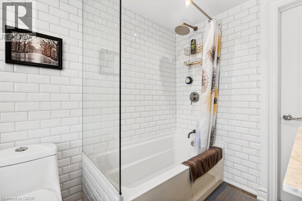 710 Rennie Street, Hamilton, Ontario  L8H 3R2 - Photo 39 - 40811175