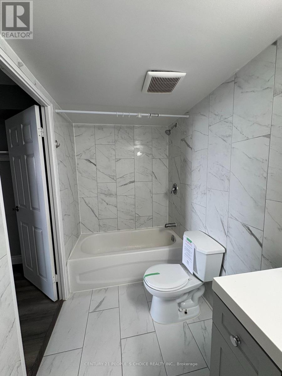 910 - 40 Panorama Court, Toronto, Ontario  M9V 4M1 - Photo 14 - W12867508