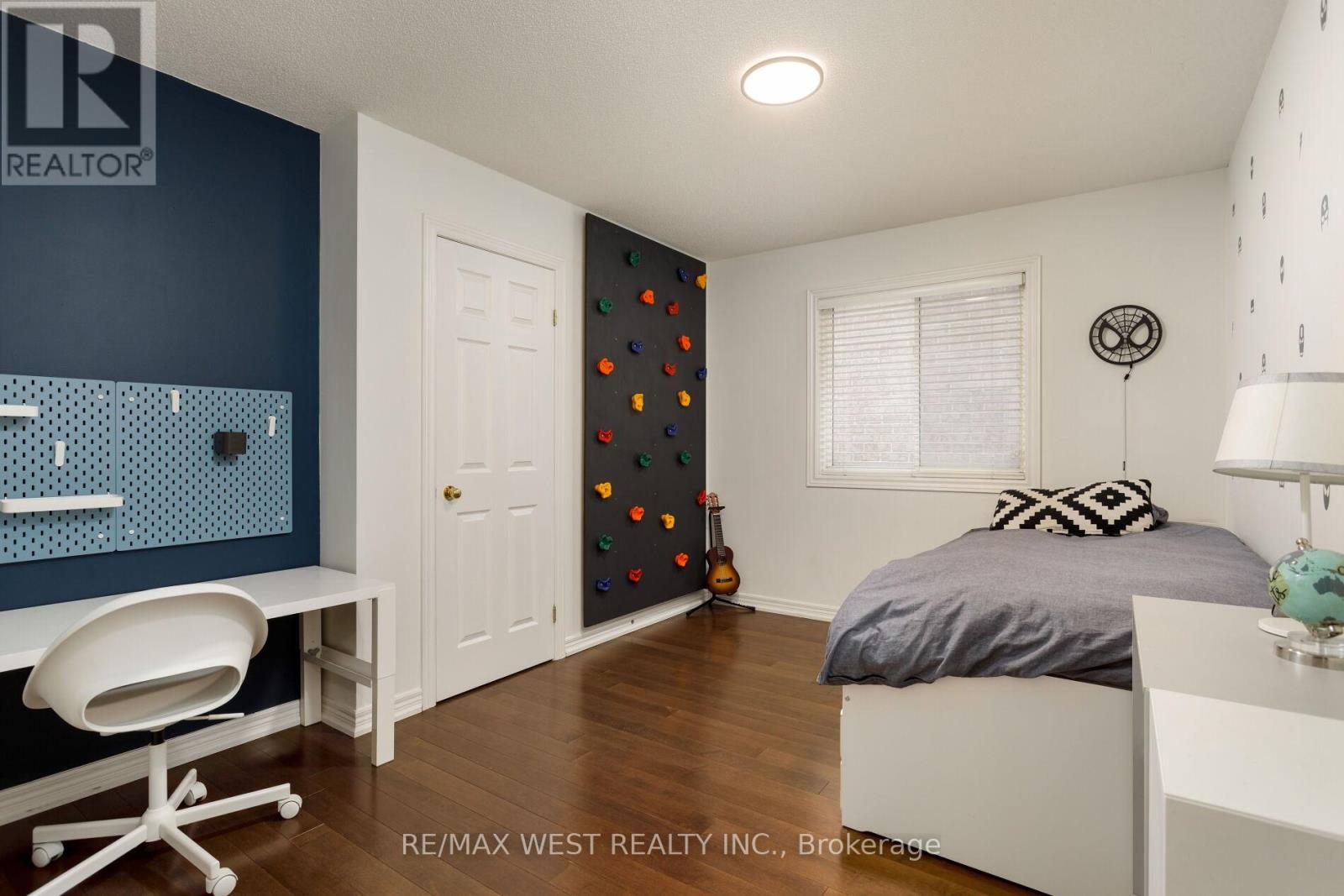 2240 Osprey Lane, Oakville, Ontario  L6M 3Z8 - Photo 22 - W12867726