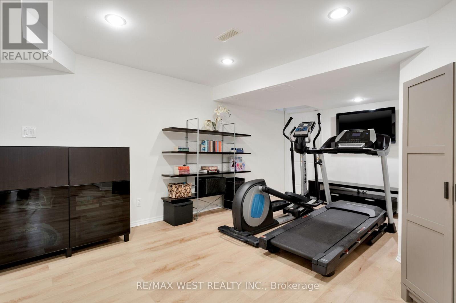 2240 Osprey Lane, Oakville, Ontario  L6M 3Z8 - Photo 47 - W12867726