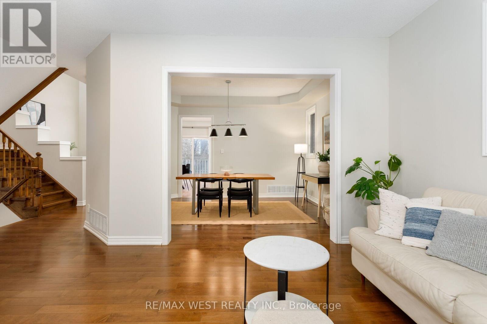 2240 Osprey Lane, Oakville, Ontario  L6M 3Z8 - Photo 7 - W12867726