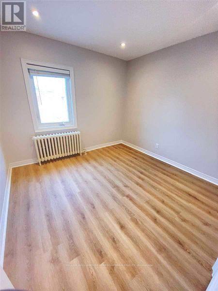 Main Flr - 27 Snider Avenue, Toronto, Ontario  M6E 4R8 - Photo 13 - W12867760