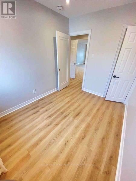 Main Flr - 27 Snider Avenue, Toronto, Ontario  M6E 4R8 - Photo 15 - W12867760