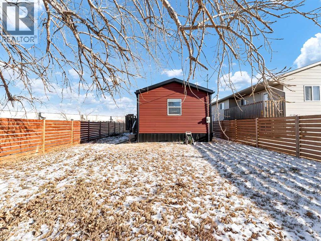 427 Main Street N, Redcliff, Alberta  T0J 2P0 - Photo 28 - A2287545