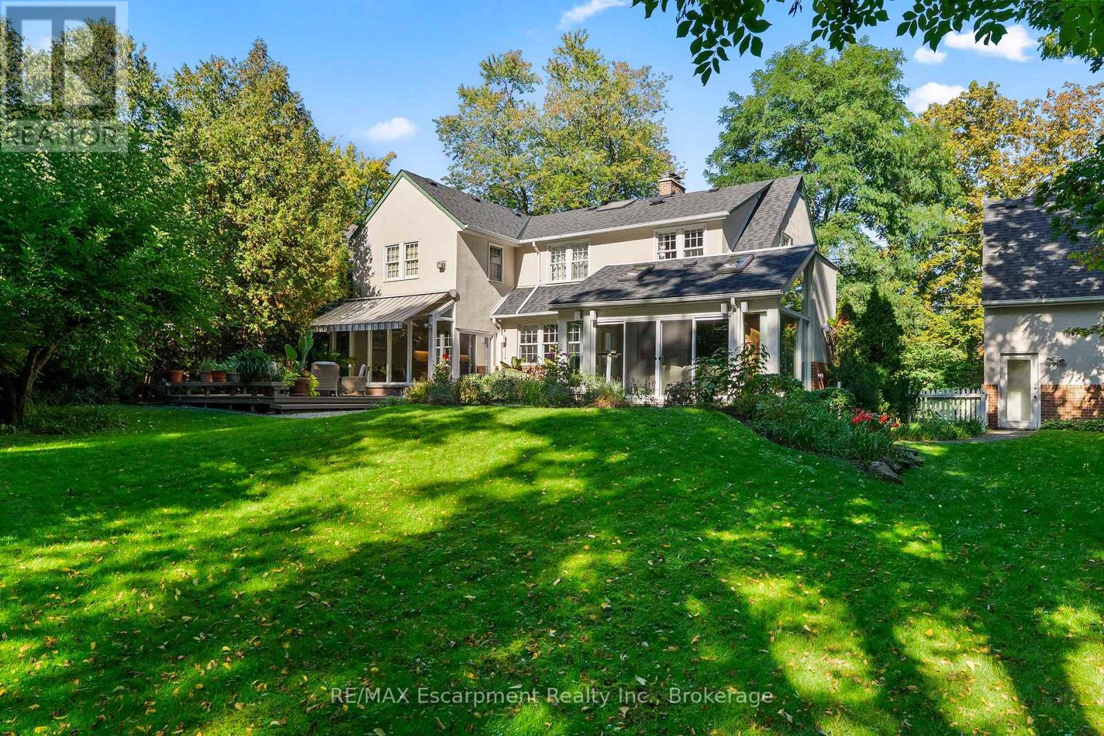 74 Howard Avenue, Oakville, Ontario  L6J 3Y5 - Photo 30 - W12812048