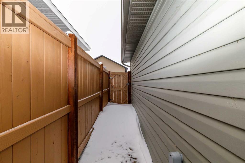 37 Regatta Way, Sylvan Lake, Alberta  T4S 0E8 - Photo 28 - A2289154
