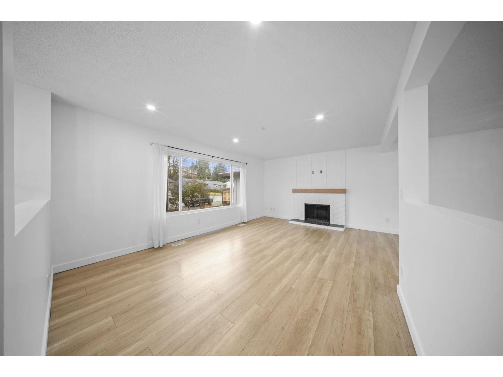 34467 Immel Street, Abbotsford, British Columbia  V2S 4T6 - Photo 10 - R3097287