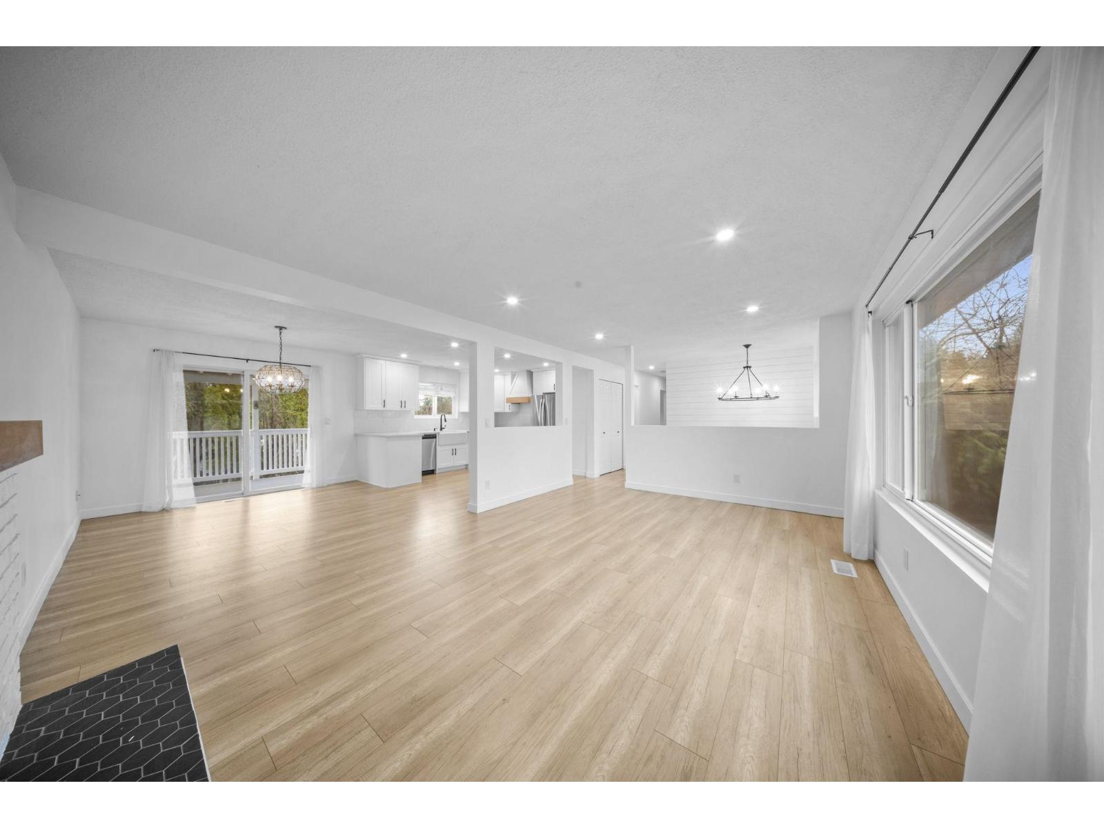 34467 Immel Street, Abbotsford, British Columbia  V2S 4T6 - Photo 9 - R3097287