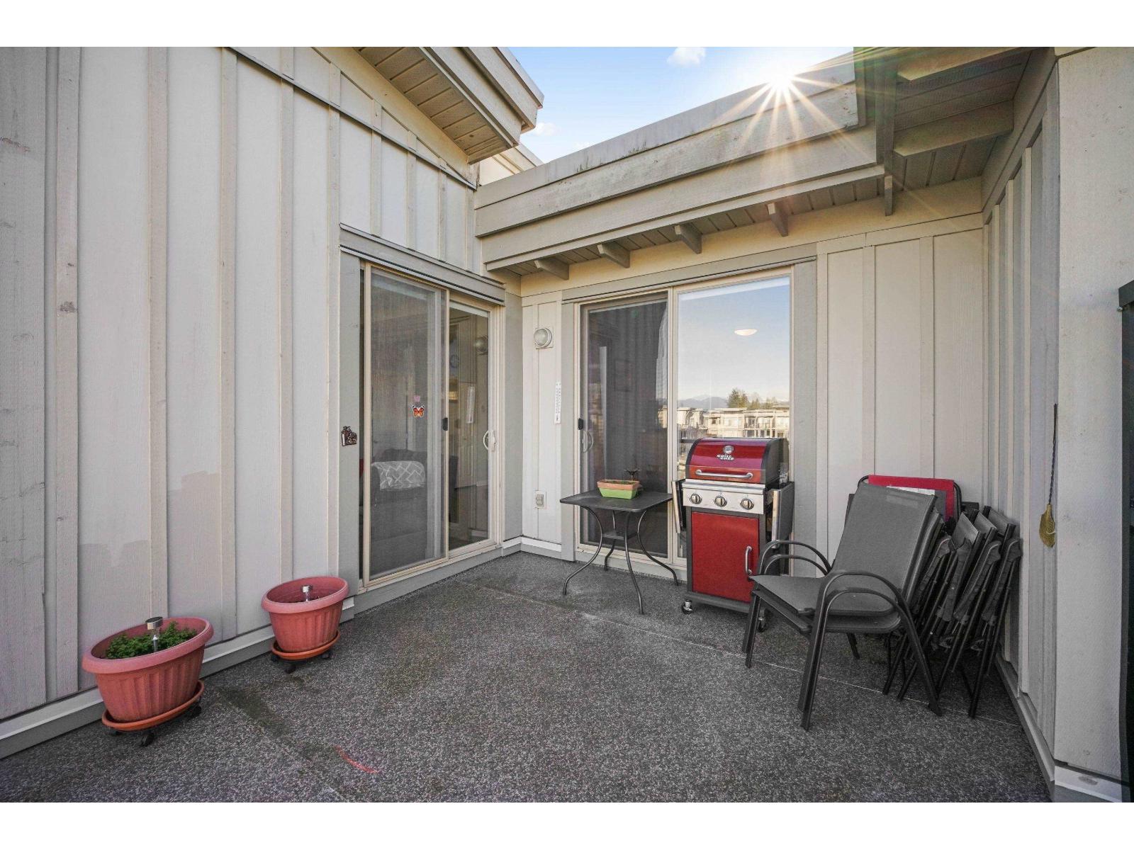 417 15385 101a Avenue, Surrey, British Columbia  V3R 0B4 - Photo 21 - R3098196