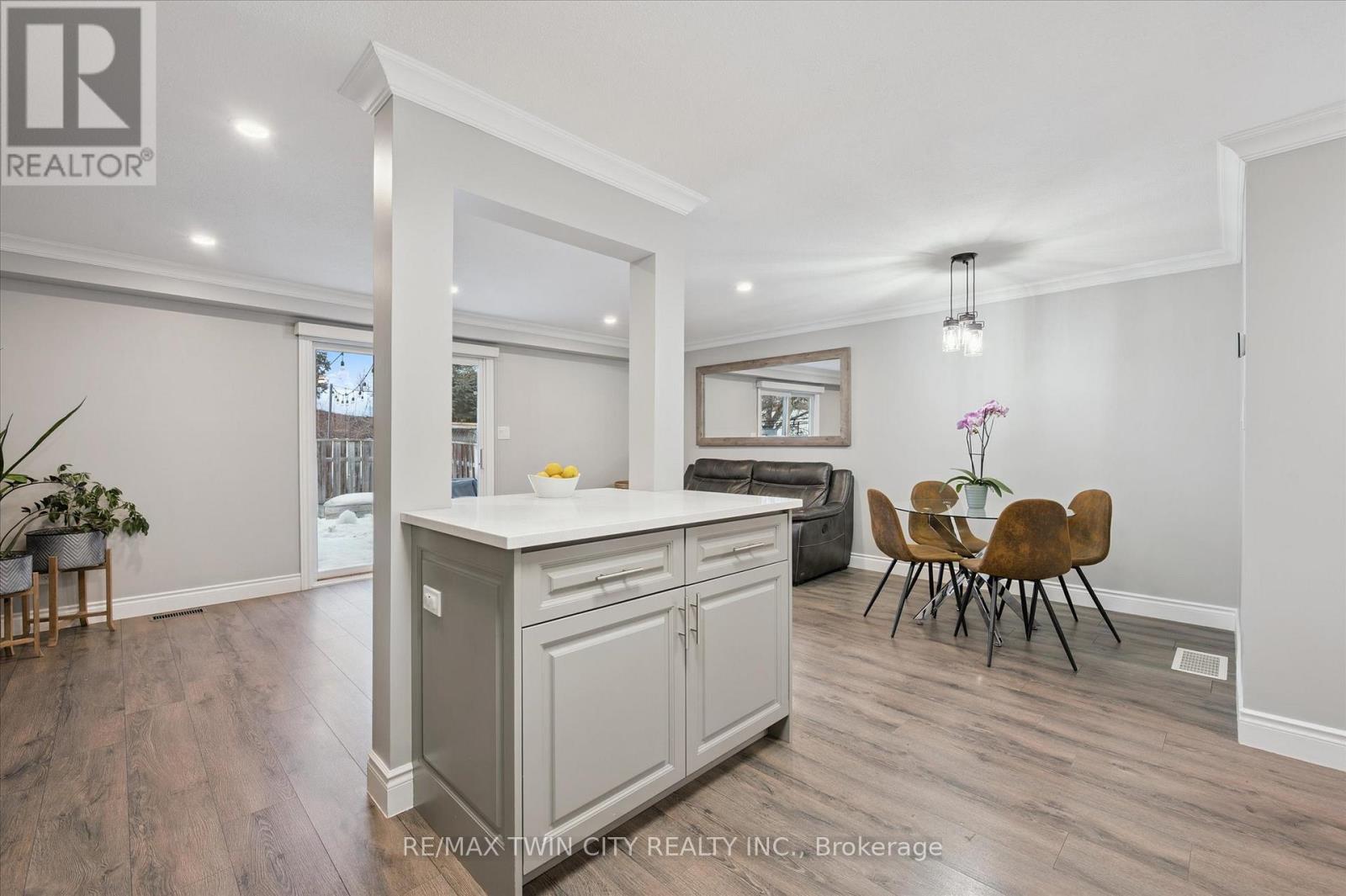 145 Prosperity Drive, Kitchener, Ontario  N2E 4E8 - Photo 14 - X12867544