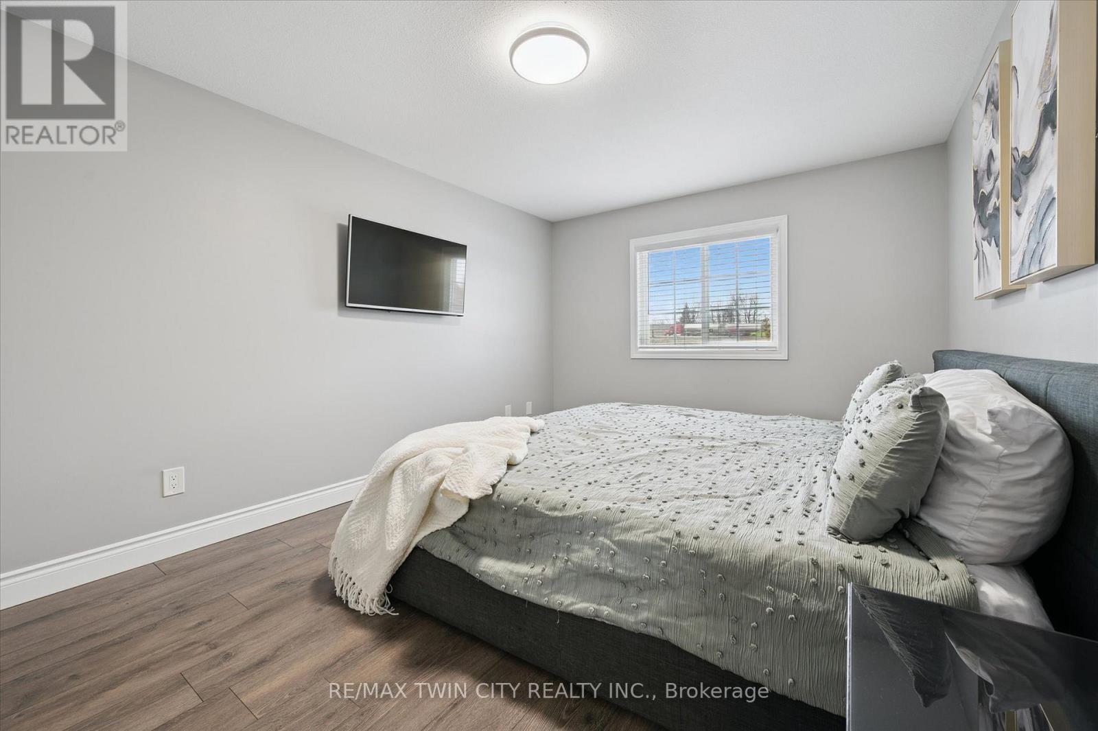 145 Prosperity Drive, Kitchener, Ontario  N2E 4E8 - Photo 18 - X12867544