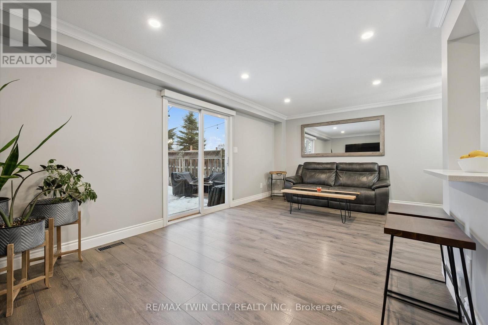 145 Prosperity Drive, Kitchener, Ontario  N2E 4E8 - Photo 9 - X12867544