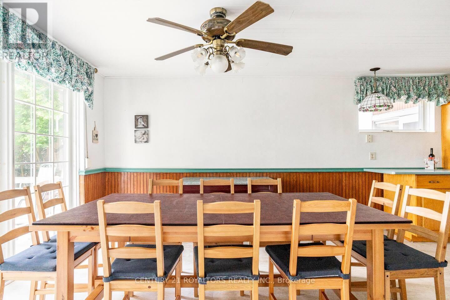 570 Phillip Street E, Gravenhurst, Ontario  P1P 1M3 - Photo 11 - X12867558