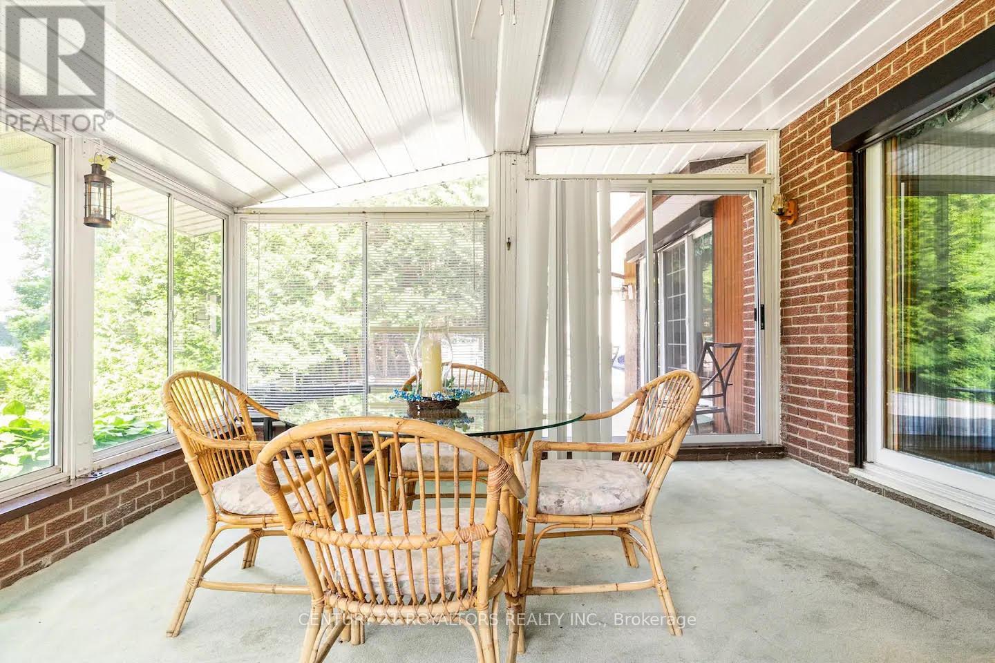 570 Phillip Street E, Gravenhurst, Ontario  P1P 1M3 - Photo 18 - X12867558