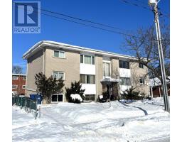 10 PLYMOUTH COURT, Guelph, Ontario