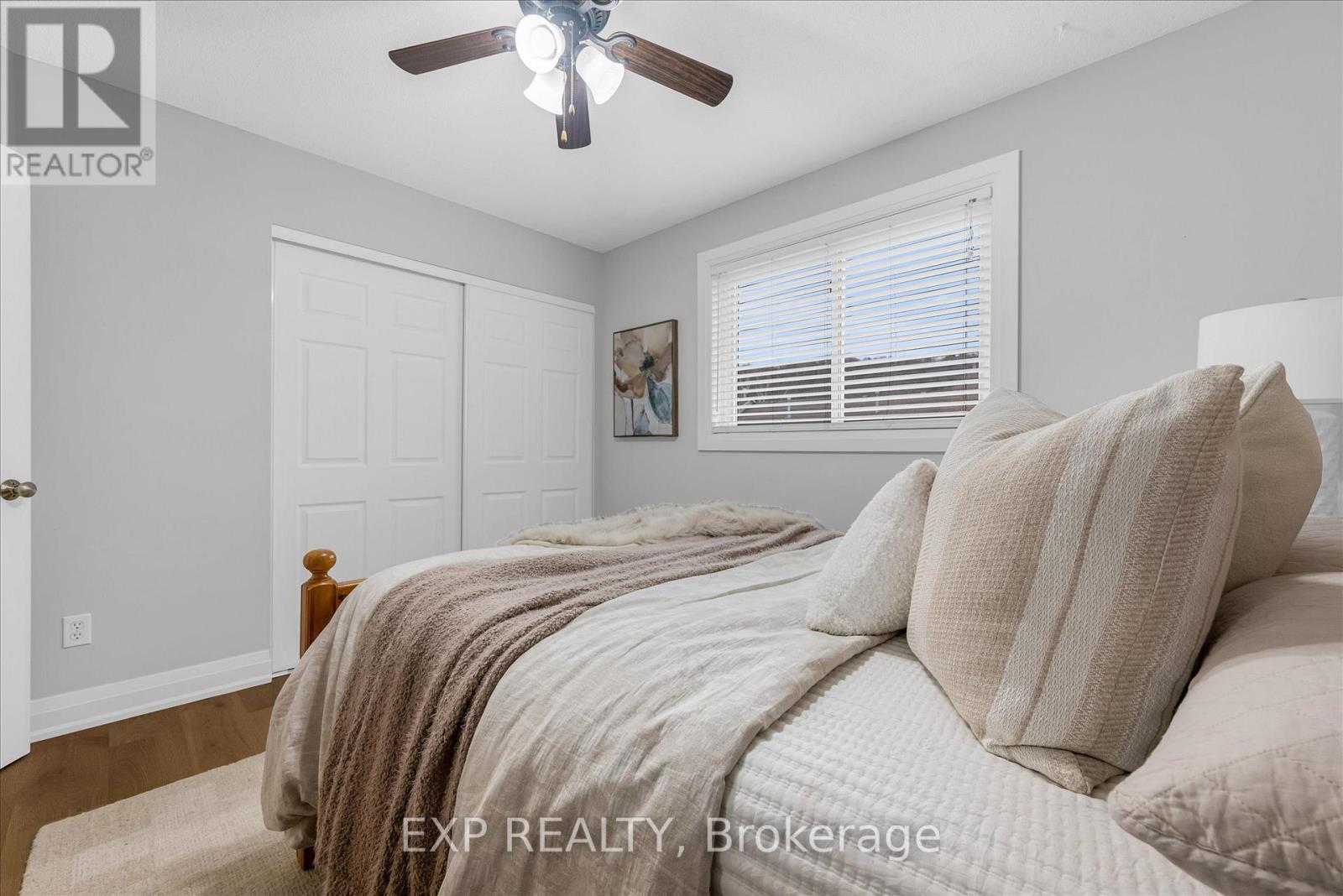 23 Hedge Lawn Drive, Grimsby, Ontario  L3M 5G9 - Photo 22 - X12867676