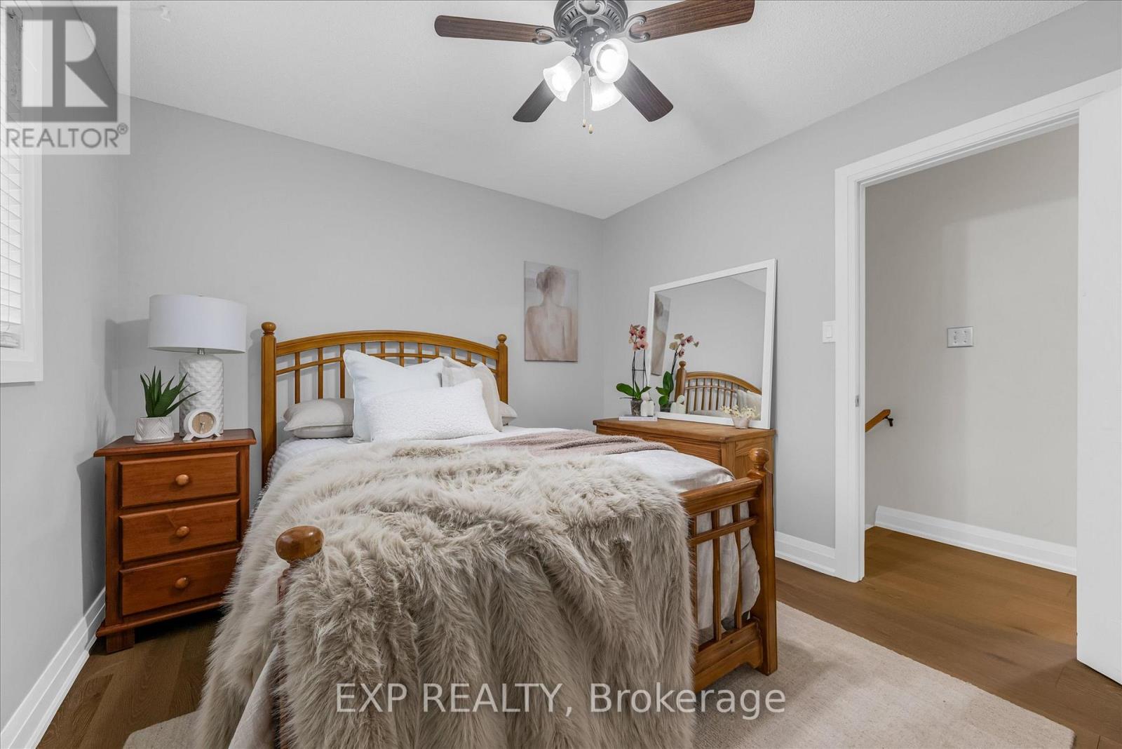 23 Hedge Lawn Drive, Grimsby, Ontario  L3M 5G9 - Photo 23 - X12867676