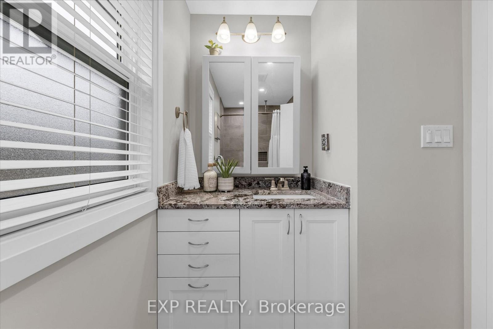 23 Hedge Lawn Drive, Grimsby, Ontario  L3M 5G9 - Photo 28 - X12867676