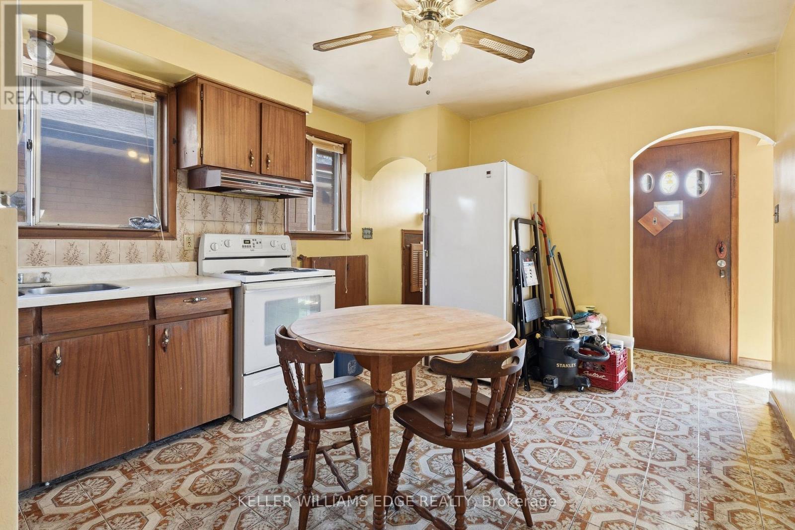 101 Reid Avenue N, Hamilton, Ontario  L8H 6E2 - Photo 6 - X12867752