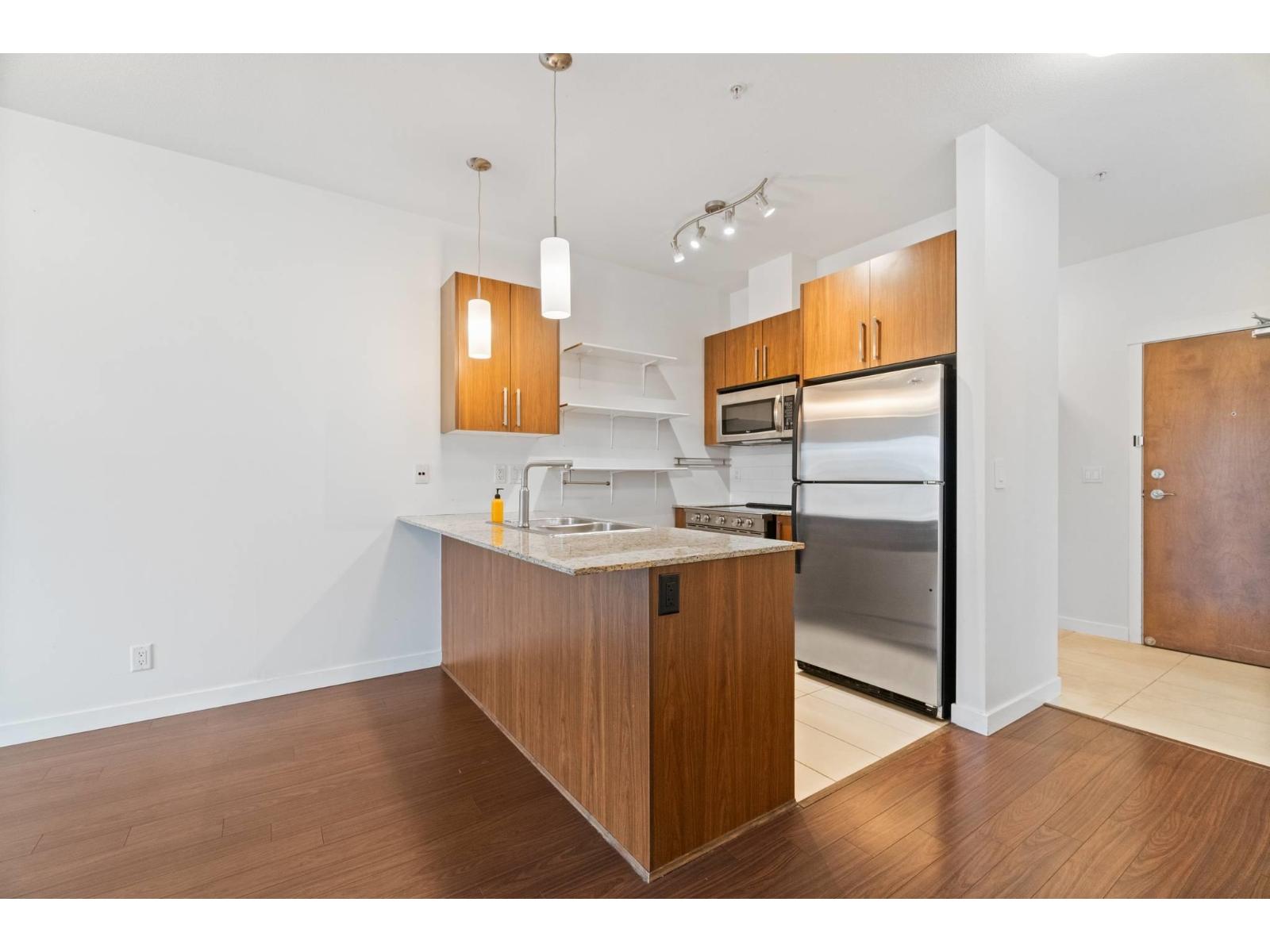 303 2943 Nelson Place, Abbotsford, British Columbia  V2S 7G2 - Photo 10 - R3098001