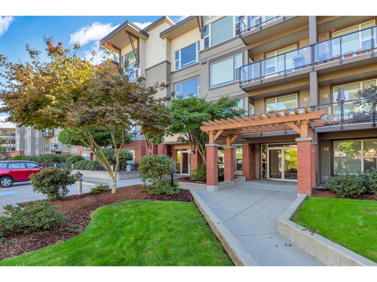 314 33539 Holland Avenue, Abbotsford, British Columbia  V2S 0C6 - Photo 2 - R3097574