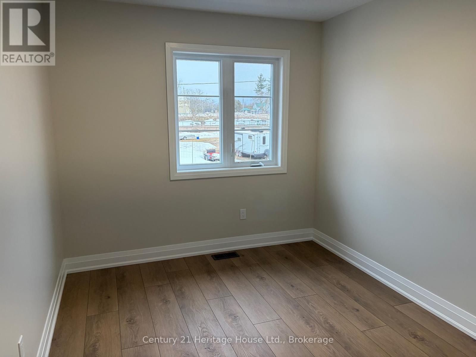 4 - 229 Bruce Street S, West Grey, Ontario  N0G 1R0 - Photo 20 - X12468225