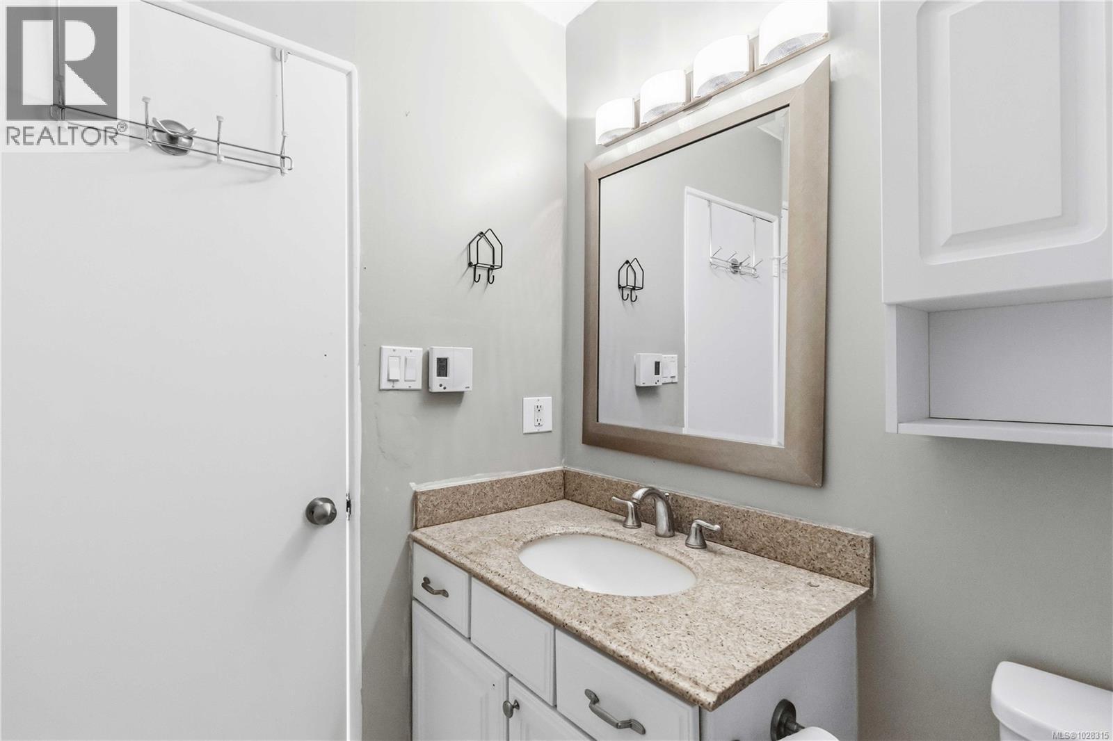 9 10145 Third St, Sidney, British Columbia  V8L 3B5 - Photo 14 - 1028315