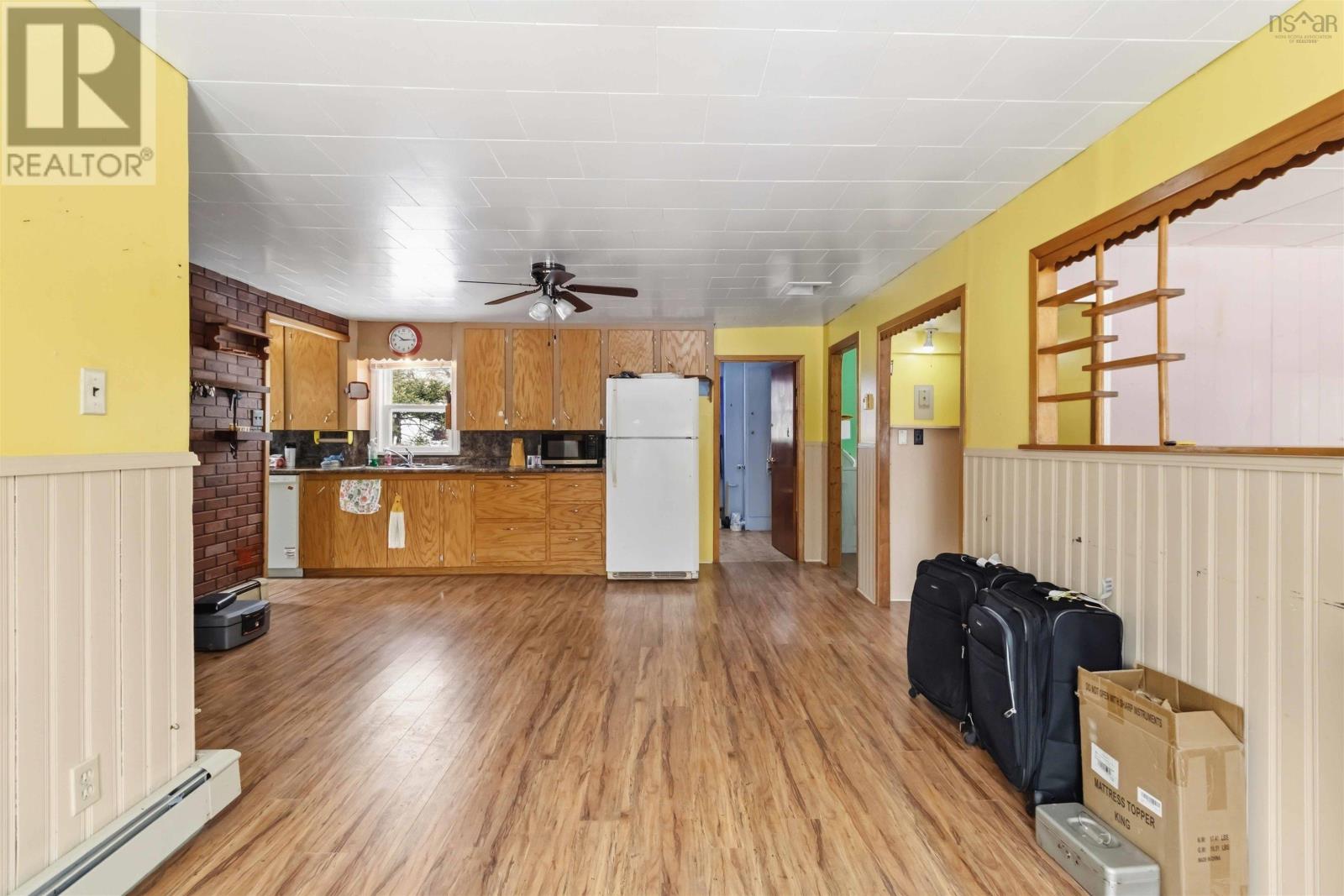 67 Croft Avenue, Crescent Beach, Nova Scotia  B0R 1C0 - Photo 13 - 202604266