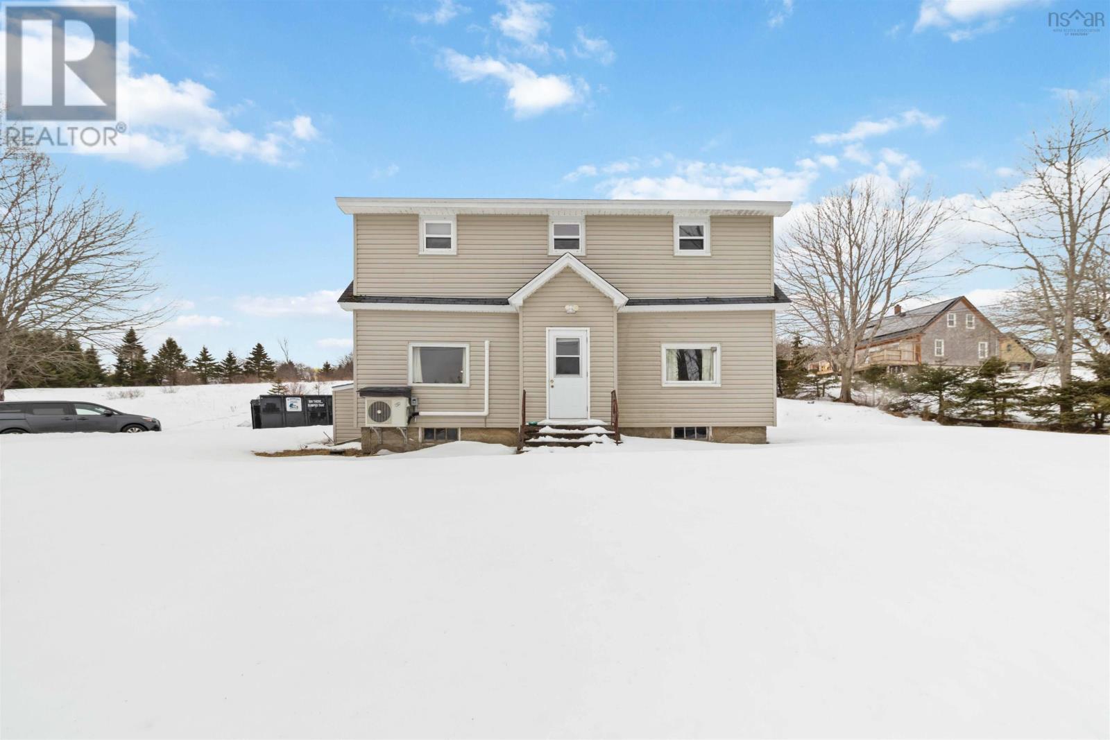 67 Croft Avenue, Crescent Beach, Nova Scotia  B0R 1C0 - Photo 3 - 202604266