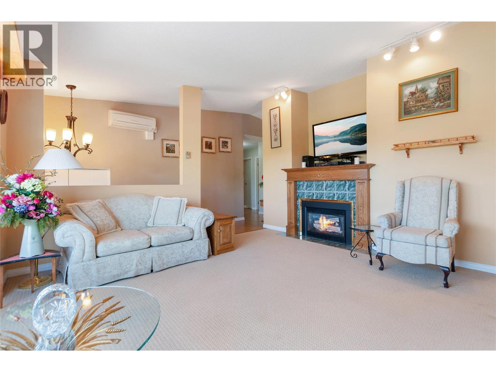 118 Arlayne Road, Kaleden, British Columbia  V0H 1K0 - Photo 5 - 10378804