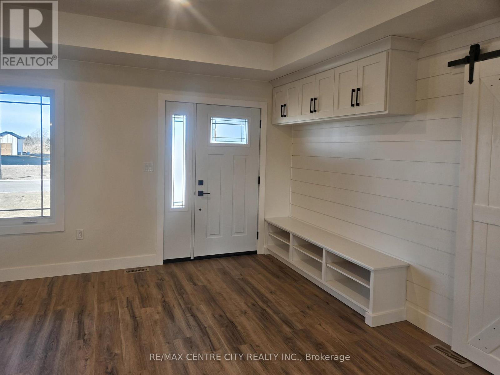 56087 Maverick Court, Bayham, Ontario  N0J 1Y0 - Photo 5 - X12867778