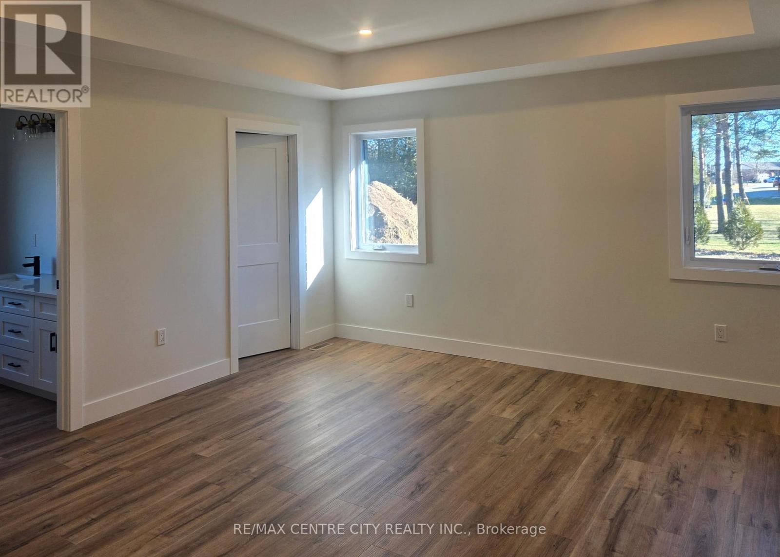 56087 Maverick Court, Bayham, Ontario  N0J 1Y0 - Photo 7 - X12867778