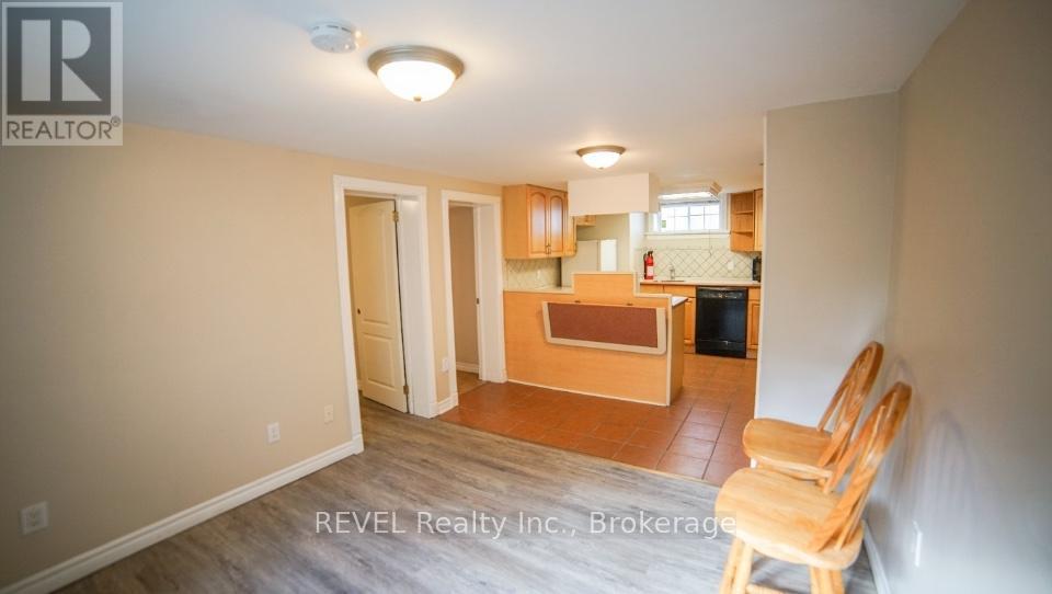 31 Philip Street, St. Catharines, Ontario  L2P 2M7 - Photo 8 - X12867828