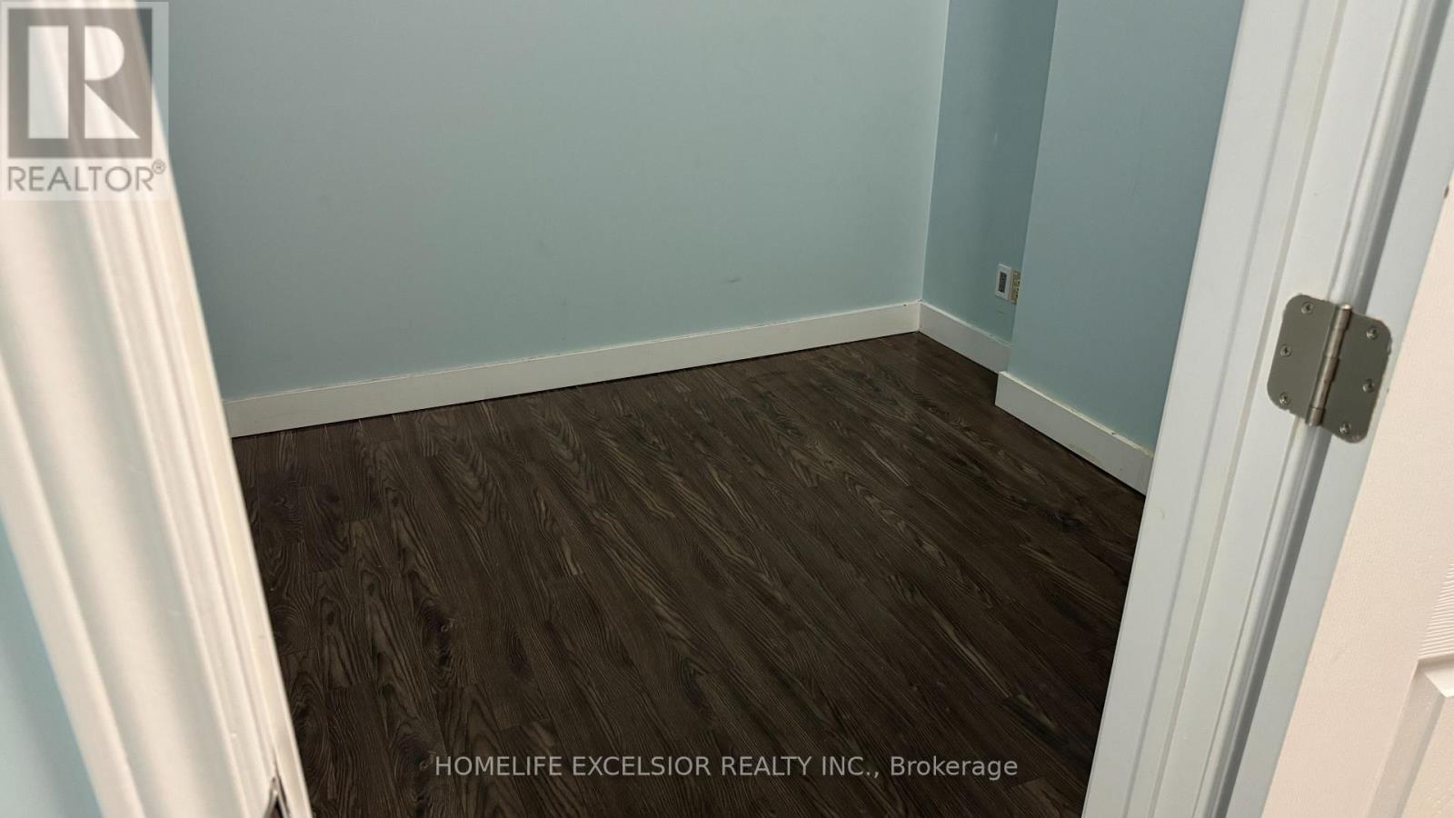 901a - 4560 Highway 7 E, Markham (Unionville), Ontario  L3R 1M5 - Photo 18 - N12596416